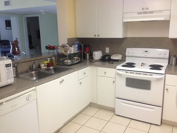 3rd image of 218 NW 12th Ave APT 509