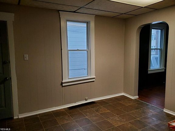 5th image of 6819 Gertrude Ave
