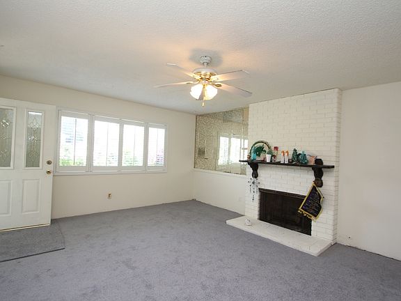 4th image of 1043 San Patricio Dr