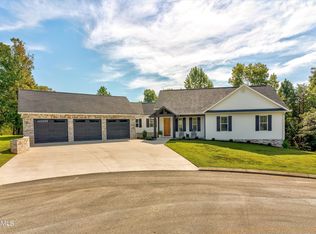 195 Timber Creek Dr, Athens, TN 37303