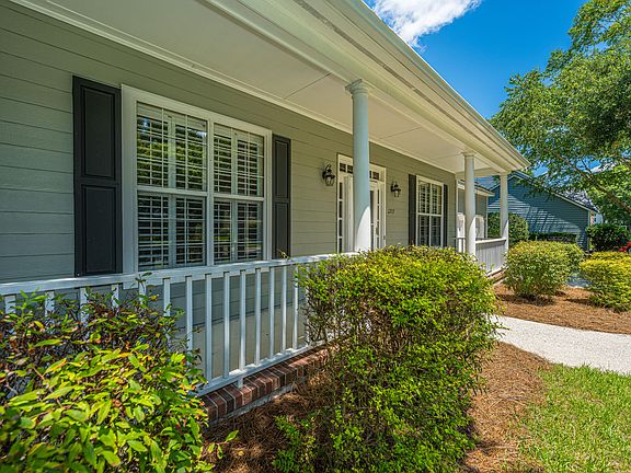 5th image of 2717 Merwether Ln