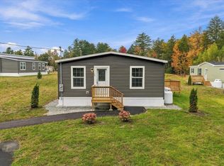 12 Willow St, Tilton, NH 03276