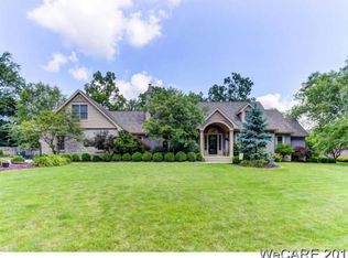 2326 Hampton Ct, Lima, OH 45805