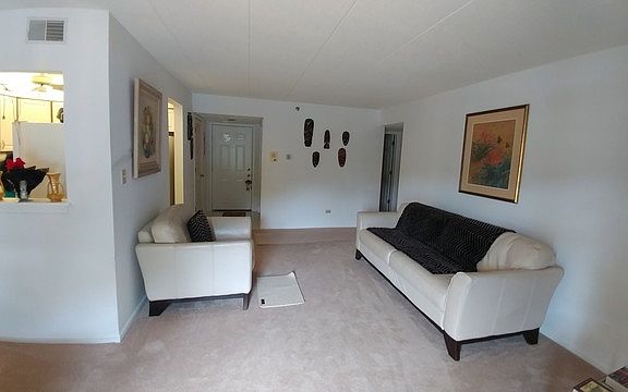 4th image of 18511 Wentworth Ave #201