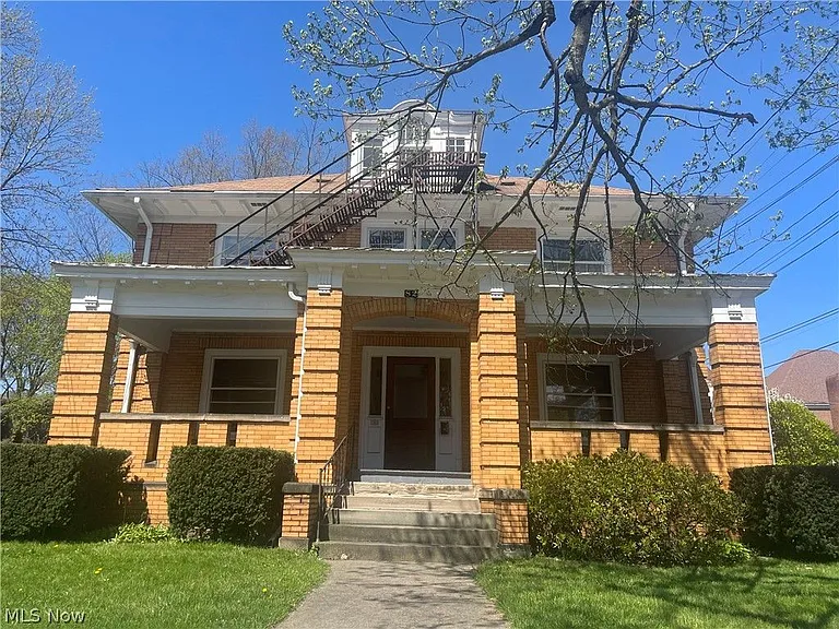 82 Oakdale Ave — Photo 18