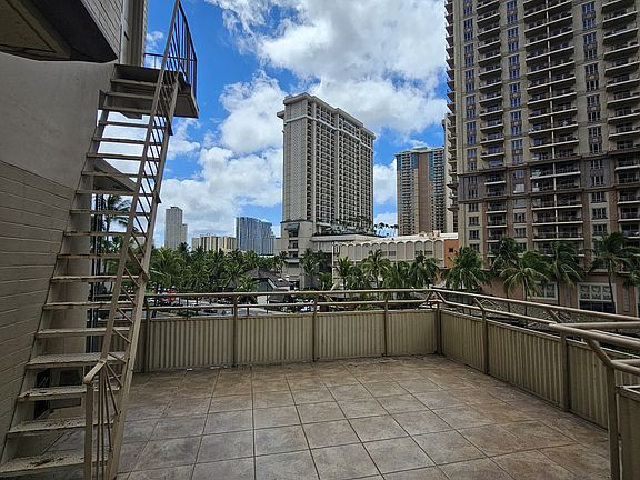 5th image of 1784 Ala Moana Blvd #61
