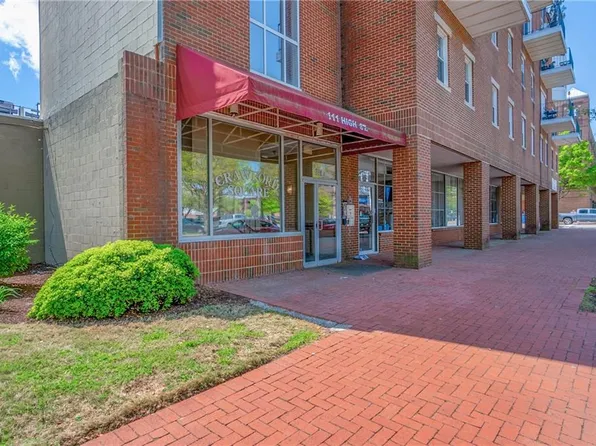 111 High St APT 202, Portsmouth, VA 23704