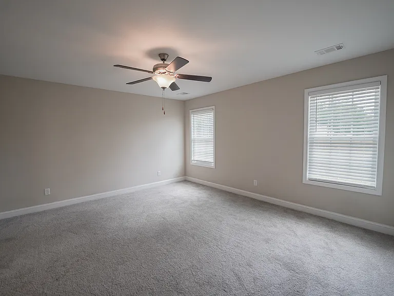 336 Tallulah Bnd — Photo 10
