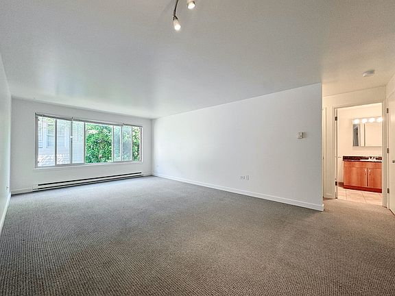 5th image of 112 Bellevue Ave E #151