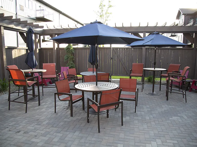 River Ridge Apartment Homes — Photo 18