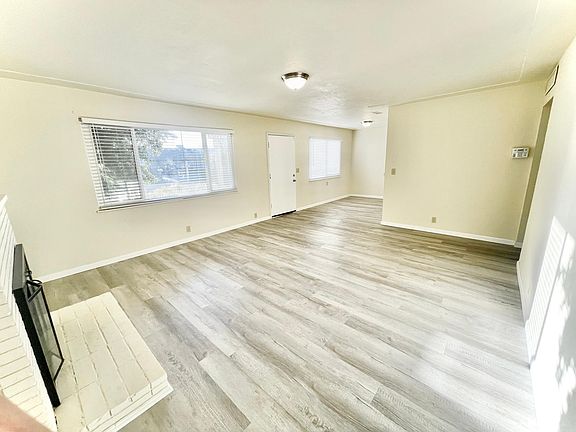 3rd image of 4215 N Manila Ave
