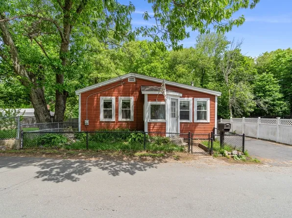 23 Friendship St, Billerica, MA 01821