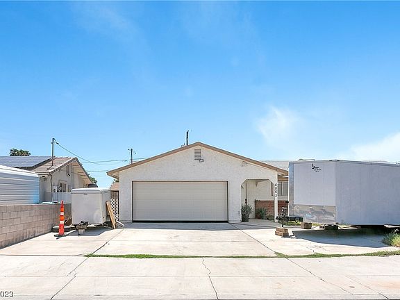 2nd image of 4863 E Utah Ave