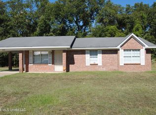 228 Northpoint Dr, Yazoo City, MS 39194
