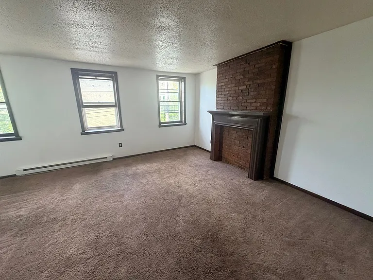 355 Monroe St #2 — Photo 5