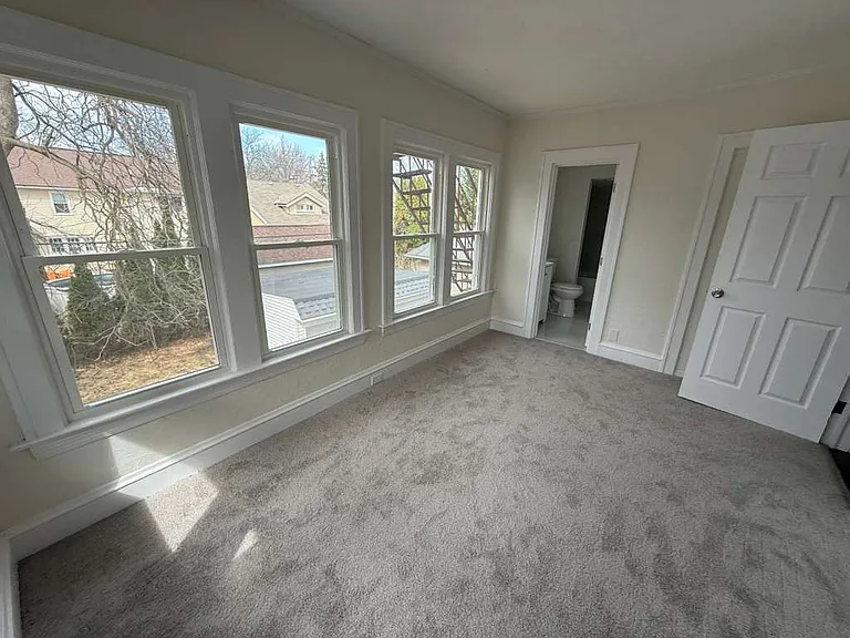1278 W 102nd St #1 — Photo 25