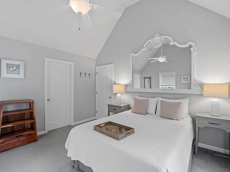 131 Forest Hill Way — Photo 32