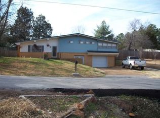119 Dogwood Hills Dr, Paris, TN 38242