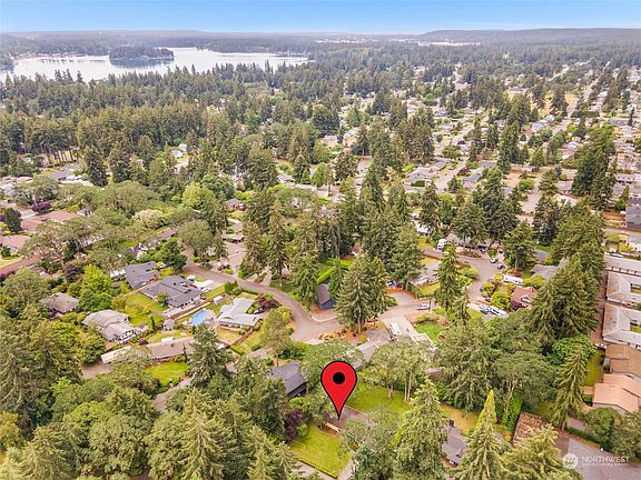 5th image of 12102 Interlaaken Drive SW
