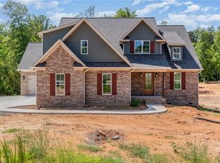 1104 Haniel Dr, Summerfield, NC 27358