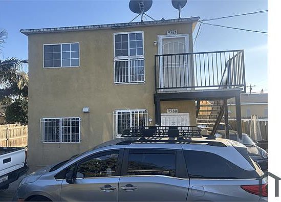 2nd image of 9562 Compton Ave