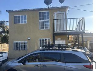 9562 Compton Ave, Los Angeles, CA 90002
