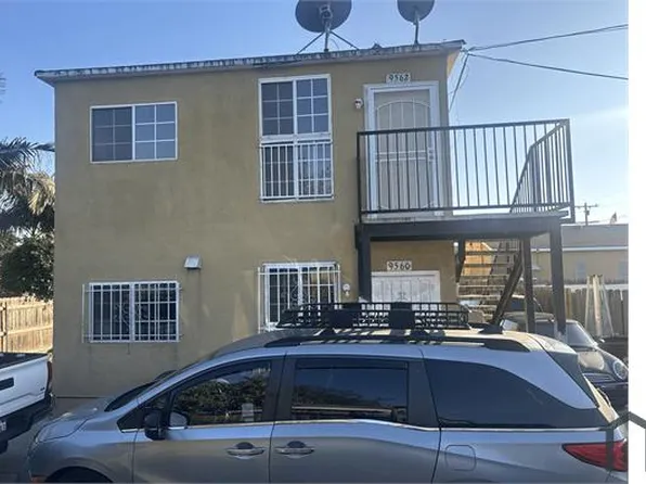 9558 Compton Ave, Los Angeles, CA 90002