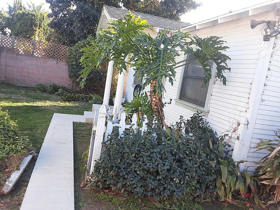 2nd image of 9946 Walnut St