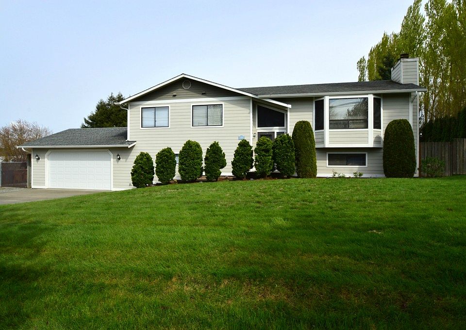 1st image of 3801 49th Ave NE
