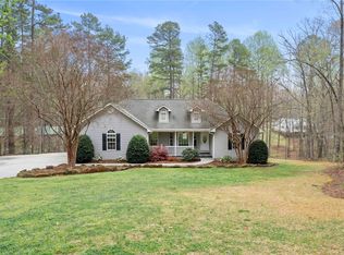 219 Chattan Ct, Walhalla, SC 29691