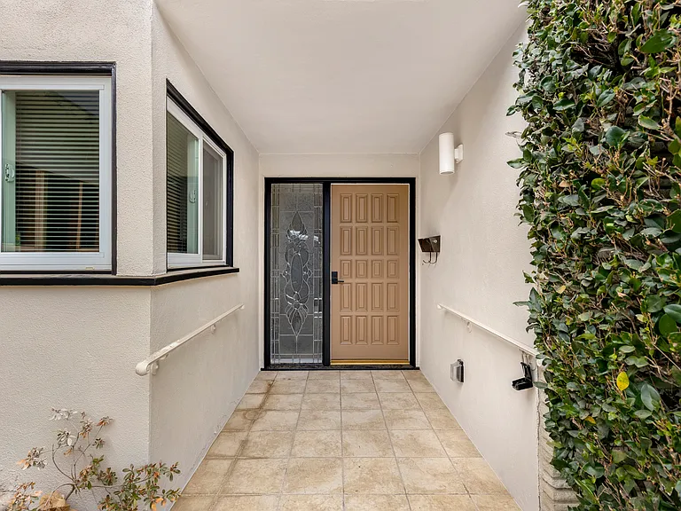 4829 Dempsey Ave — Photo 2