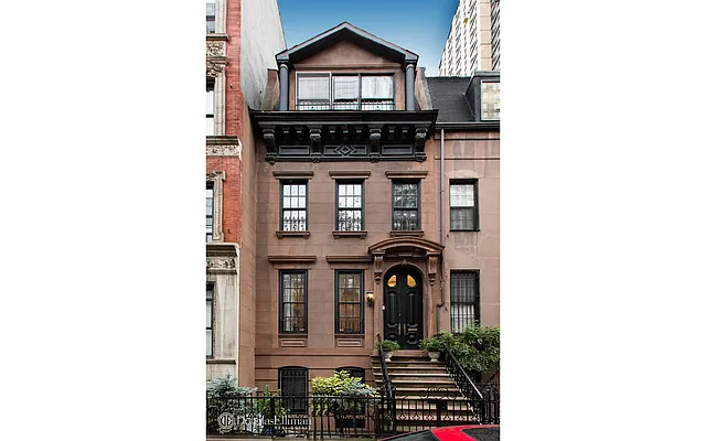 Sold by Douglas Elliman | media 16
