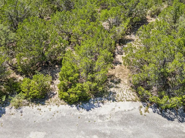 8404 Cedar Glen Cv, Leander, TX 78645