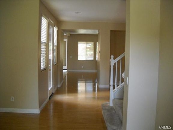3rd image of 7707 Alderwood Ave