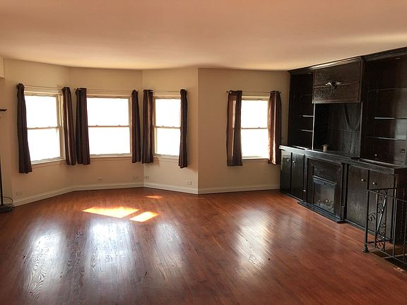 2nd image of 1034 Dunlop Ave #2