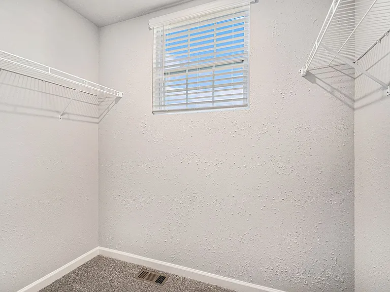 619 W Marion St — Photo 19