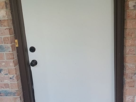 5th image of 14411 Pine St