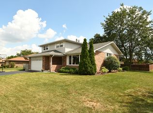 8317 Jessica Ln, Tinley Park, IL