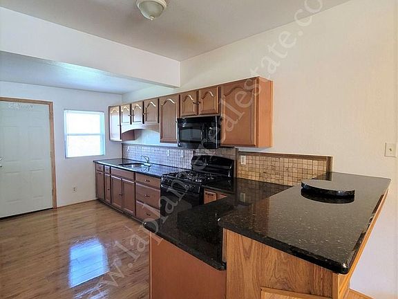4th image of 1602 Milburn Ave #1