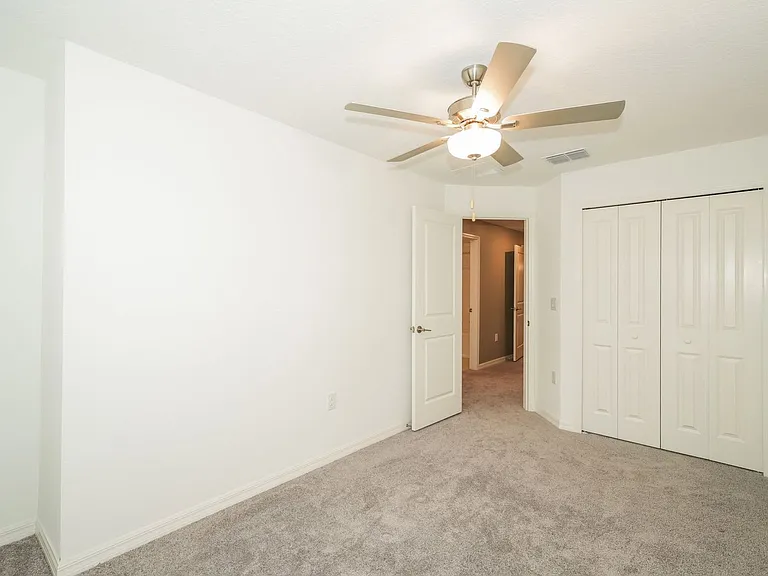 6031 Acara Ln — Photo 16