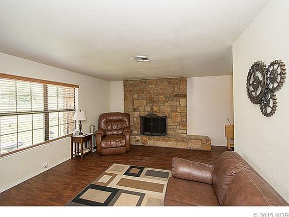 3rd image of 486 E 136th Pl S