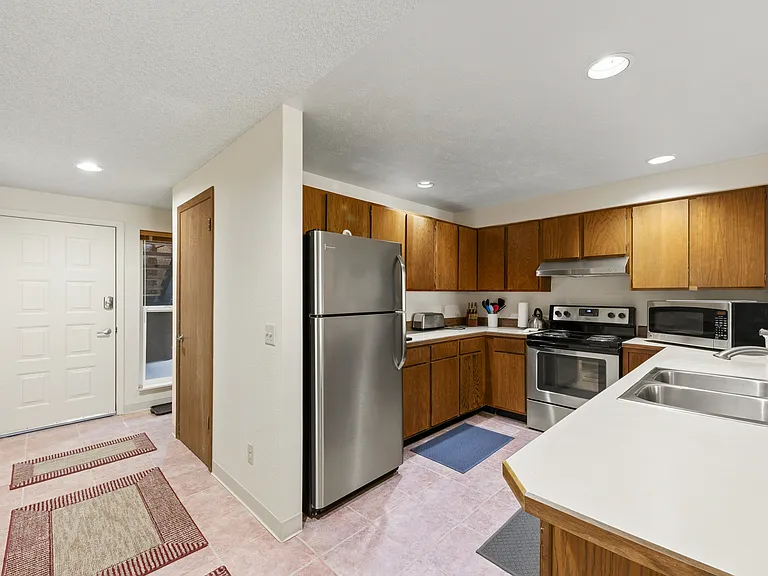 2822 Hager Ln #2B — Photo 10