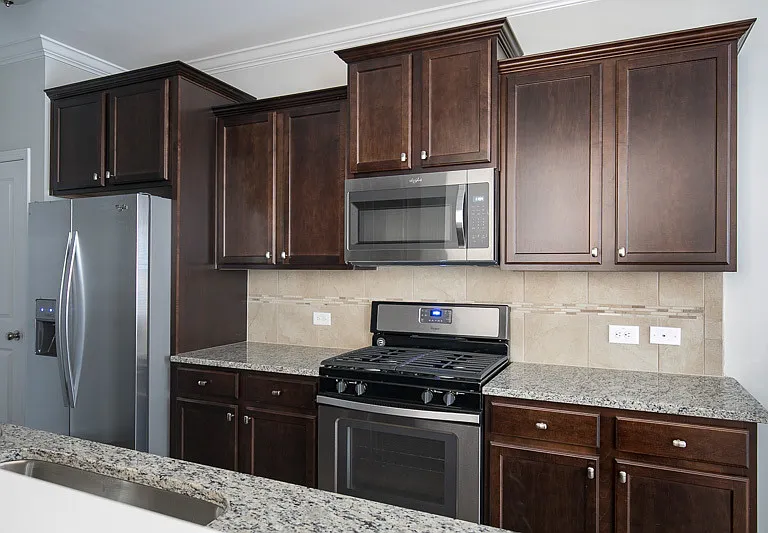 215 Hamlet Pl — Photo 4