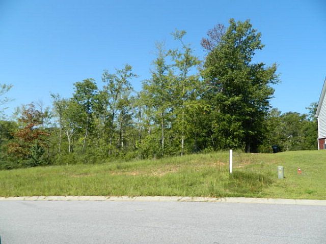 2nd image of 4005 Justin Way