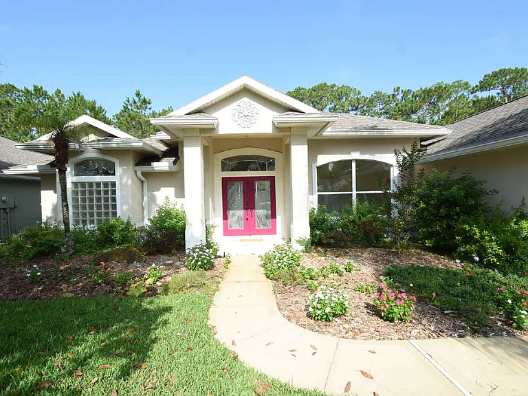 1216 Hampstead Ln — Photo 3