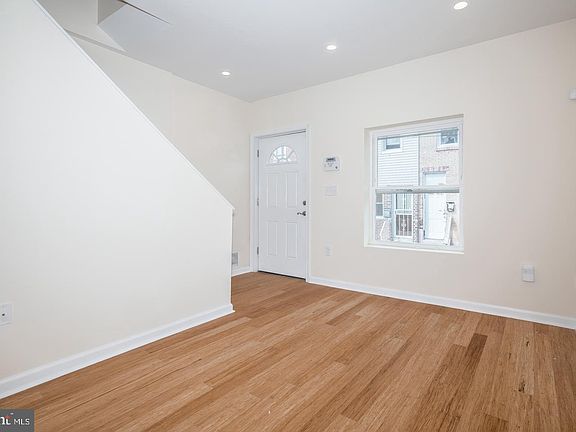 3rd image of 2612 Titan St