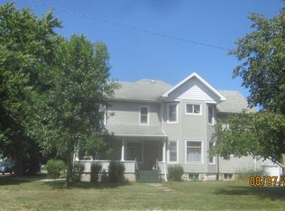 315 N Main St, Clifton, IL 60927