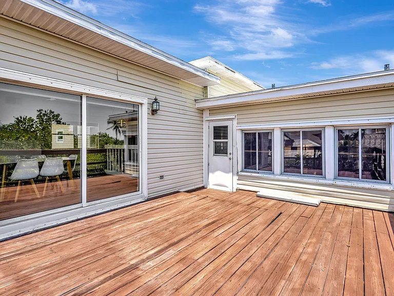 217 Marina Dr — Photo 26