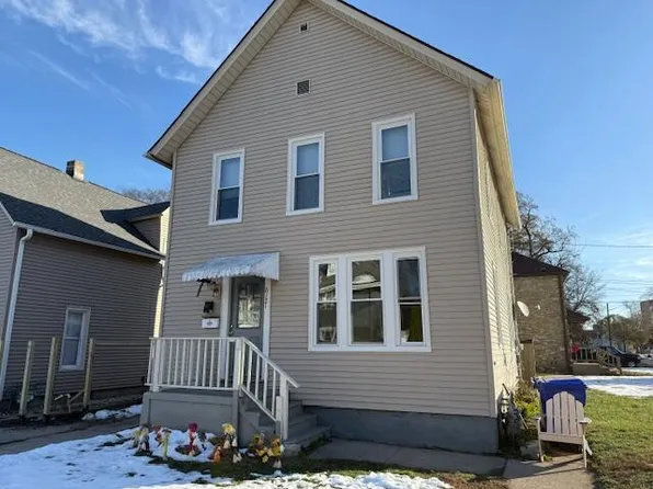 6121 12th AVENUE, Kenosha, WI 53143