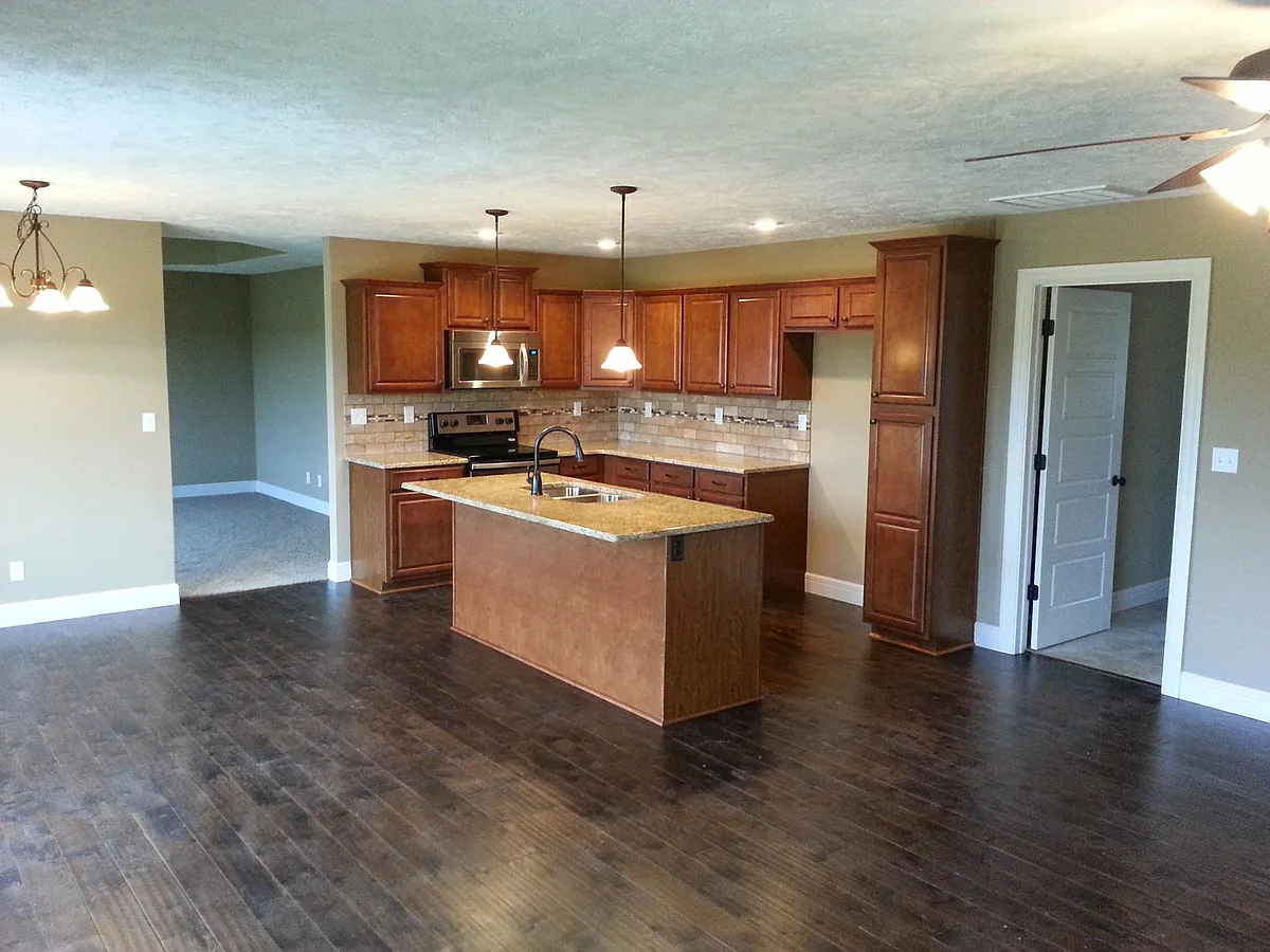 Building Photo - 4537 Somerset Dr